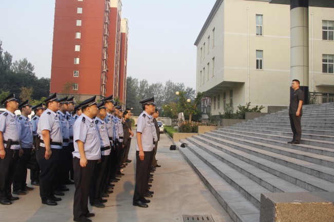 "出发,8月24日早上6点,随着河南省安阳市殷都区人民法院党组书记